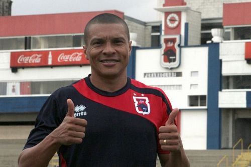 Paraná contratou Danilo Báia, lateral do Operário, para a Série B (Foto: Site Oficial do Paraná Clube)